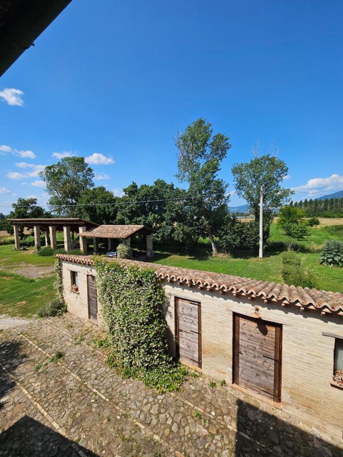 La Casa Dei Tigli Bed & Breakfast Cannara Exterior foto